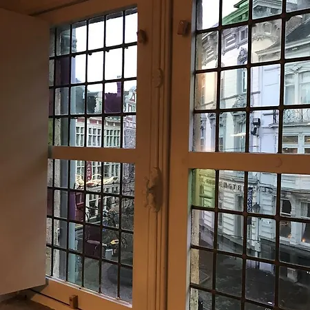 Burgstraat 8 * Gent